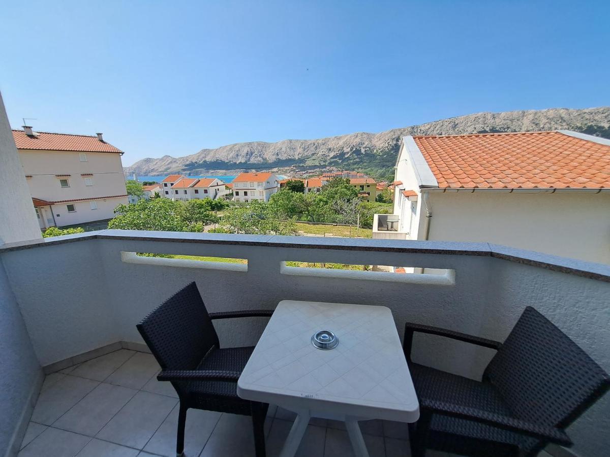 Apartments Leticia Baška Esterno foto